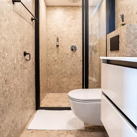 شقة Hyggelig Loft